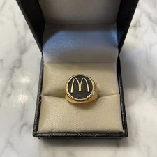 McDonald's Vtg 18K Gold Plated Ring M Signet Brass Size8.5 NOS Balfour