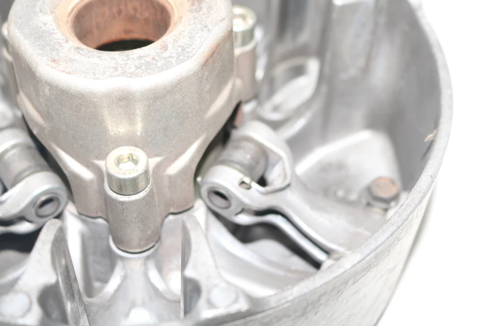 2007 Ski-doo Mxz 600 Ho Rev Primary Drive Sliding Clutch Sheave 417222671 Arms - Image 4 of 4