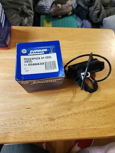 New In Box Genuine OEM BRP Evinrude Johnson Power Pack 586633 0586633