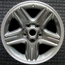 Jeep Liberty Machined 16 Inch Oem Wheel 2004 Jeep Liberty Machined 16 Inch Oem Wheel 2004