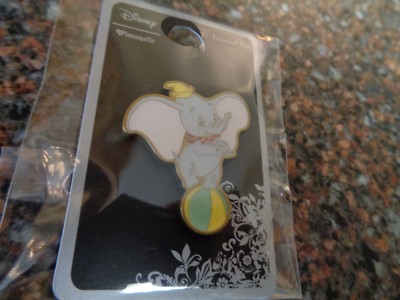 Disney Dumbo on a Ball Pin New Loungefly