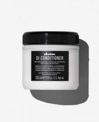 Davines OI Conditioner for absolute hair beauty 250ml | 8.45 Fl.oz