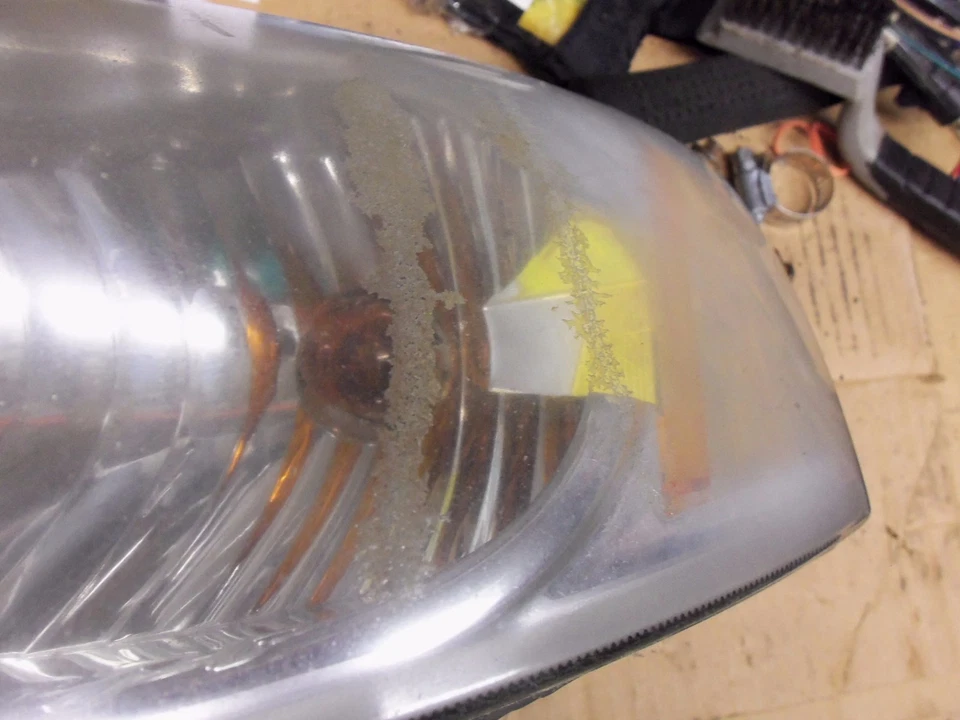 Faro delantero izquierdo Saturn Ion 2003-2007 22730913 Foto 2 de 4