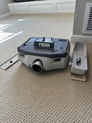 Sharp Vision XV-Z9000U DLP Projector