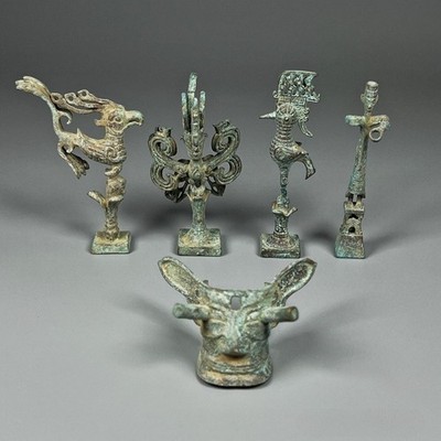 Sanxingdui Bronze Mask: Standing Figure Sun God Bird Relic Souvenir Decor