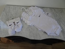 New 5 Pack Nike White Bodysuits Size 9 Months  6 Pair 12-24 Months Socks
