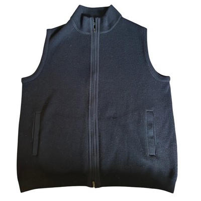 St. Croix Men's 100% Wool Navy vest. Medium