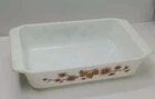 Vtg White Pyrex with Golden Pine Cone 2 Qt Casserole Dish 11 1/4 X 6 3/4" 575-B