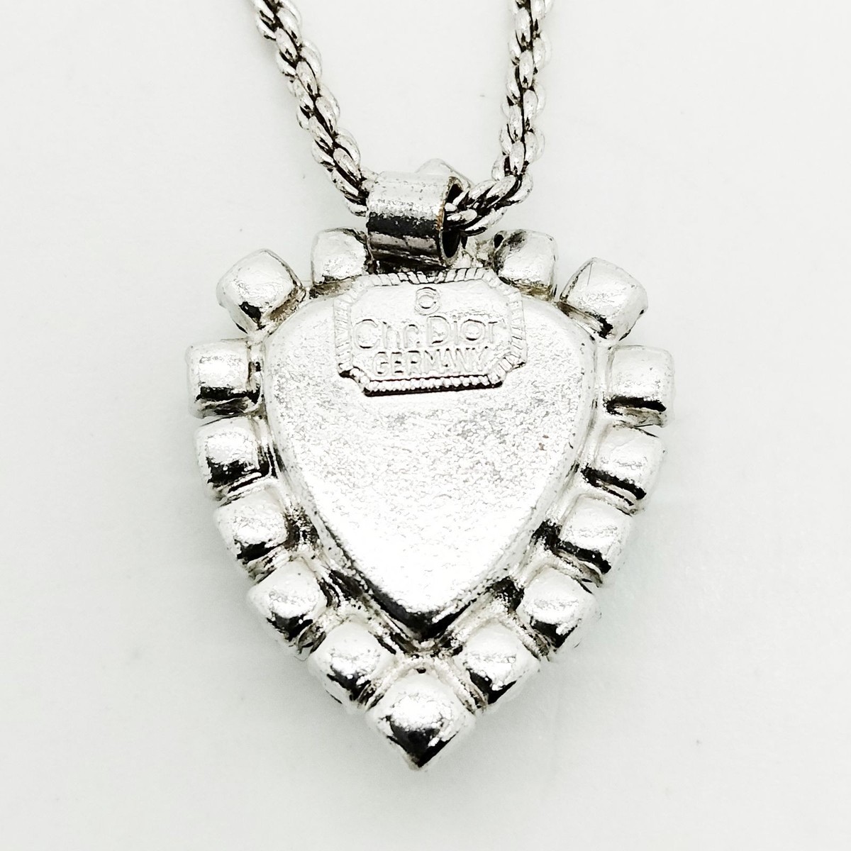 Christian Dior ライトグリーン ベルト　新品 Christian Dior Pendant Necklace Silver Greens 3271310 | eBay