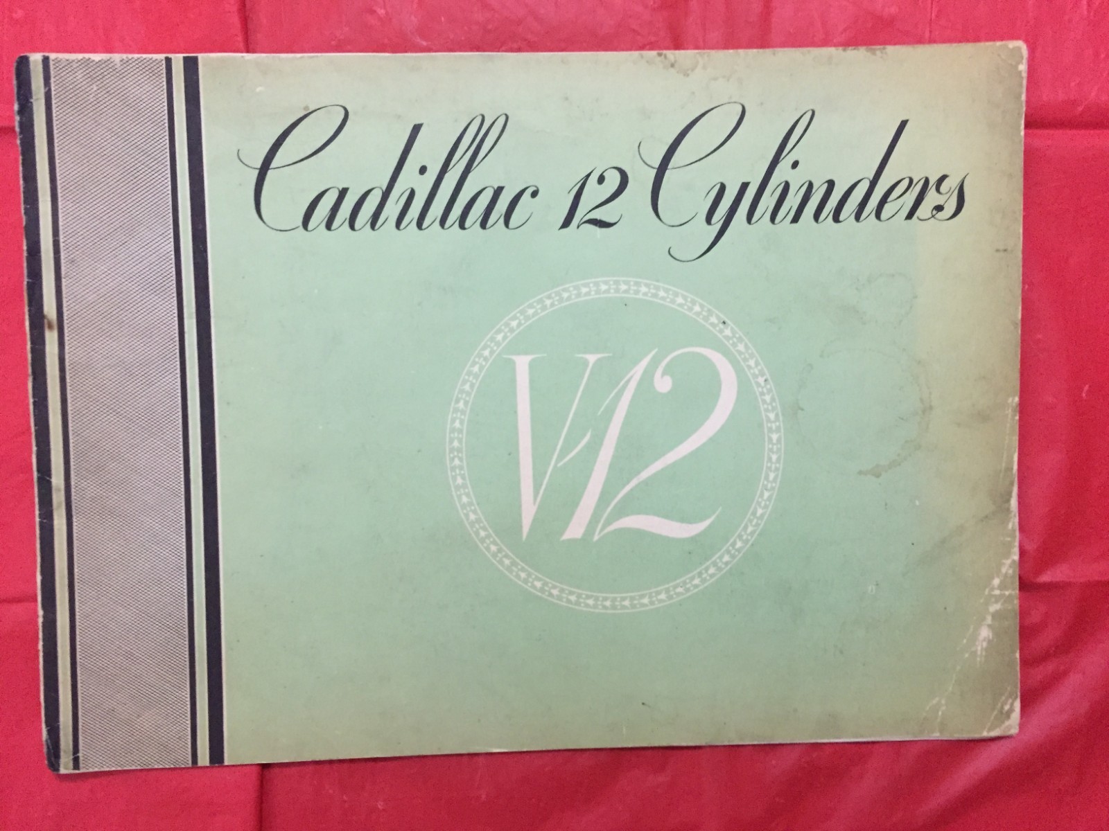 1931 CADILLAC 