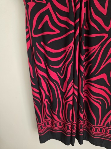 Abito donna glamour taglia 14 nero/rosso midi linea A senza maniche stampa animalier - Foto 6 di 12