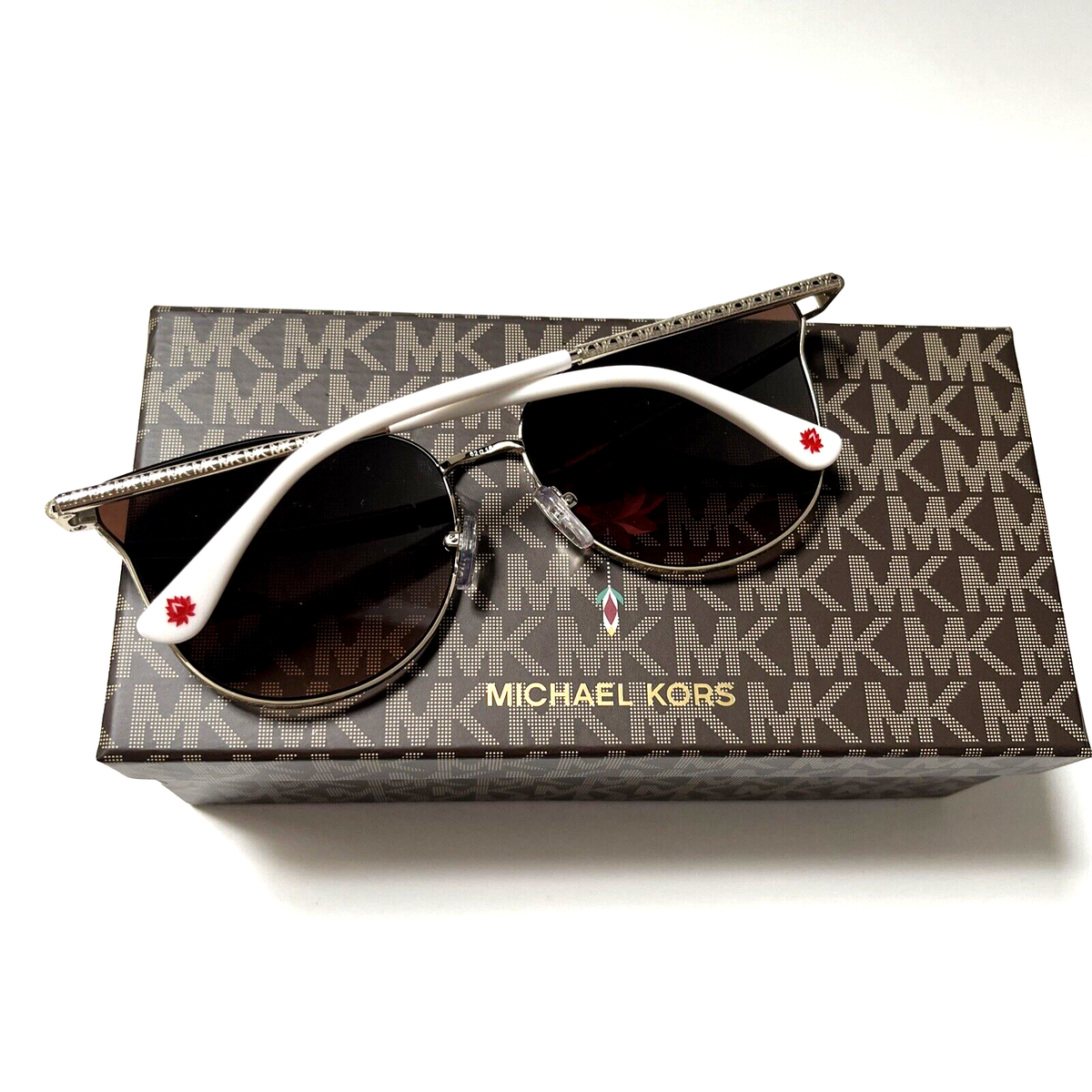 New in Case Original MICHAEL KORS Salt Lake City Sunglasses Gold Metal MK1120 New in Case Original MICHAEL KORS Salt Lake City Sunglasses  main image 2