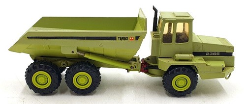 Conrad 1/50 Scale Diecast 2761 - Terex 2366 Articulated Dump Truck - Picture 4 of 5