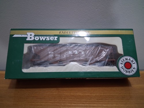 Coche tolva de 4 bahías Bowers Excutive Line HO40608 H-21a Norfolk & Western 135500 | Zustand: Used