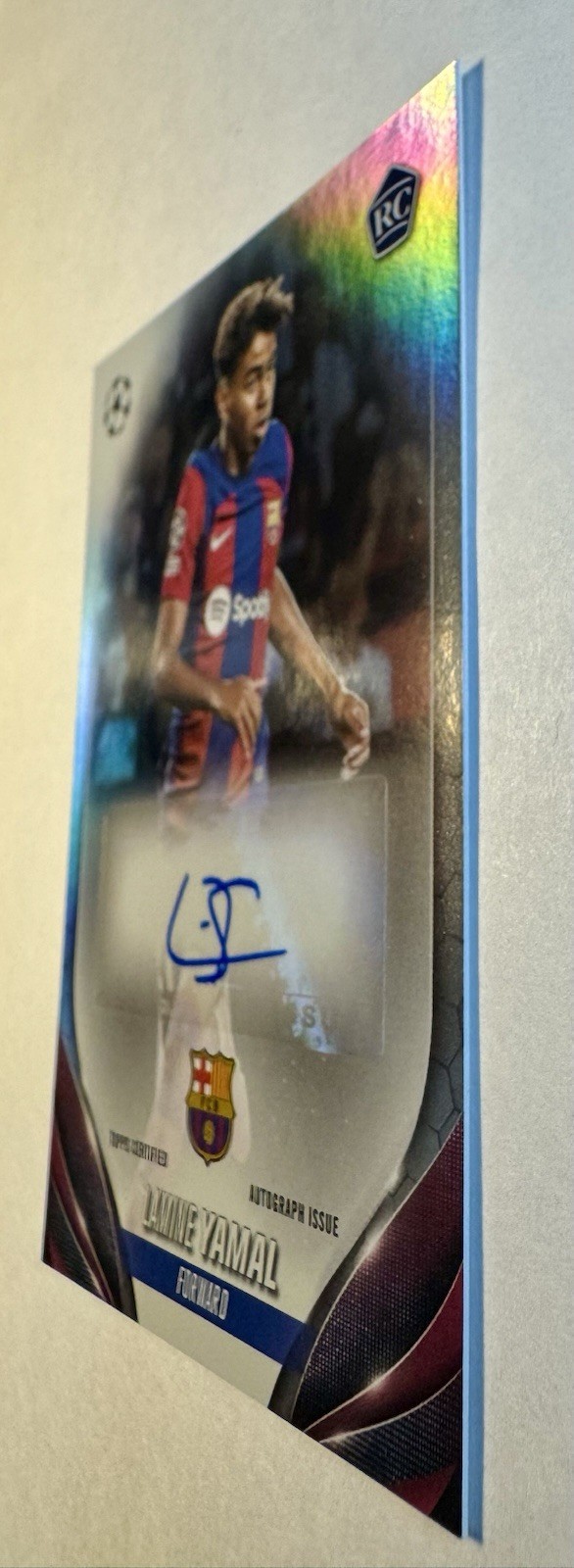Topps 2023-24 UEFA Club Competitions Lamine Yamal FC Barcelona Auto RC #A-LY view 8