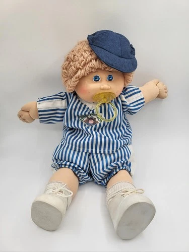 Vintage 1984 Cabbage Patch Kid Coleco Factory P Original Outfit Pacifier Clean