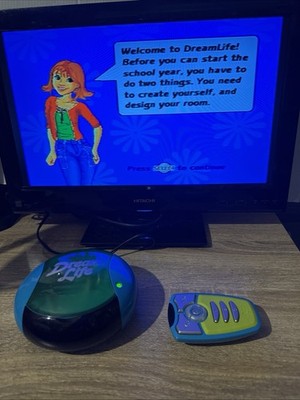 Vintage Hasbro Dream Life Plug and Play w/ Remote Control 2005  Tested And Works