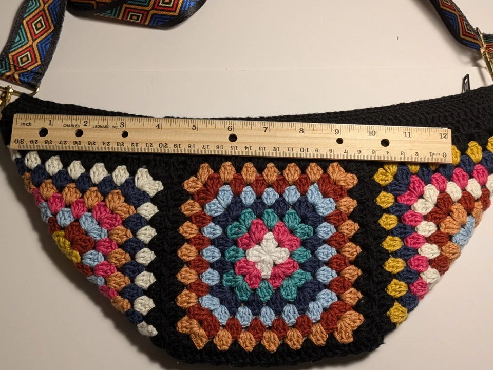 Riñonera/Hobo Bolso Cinturón Hecho a Mano Crochet Cuadrados, Nuevo Foto 4 de 4