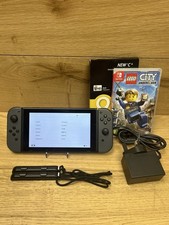 Nintendo Switch Bundle - 32GB with 128gb Micro SD & Game - Good working order