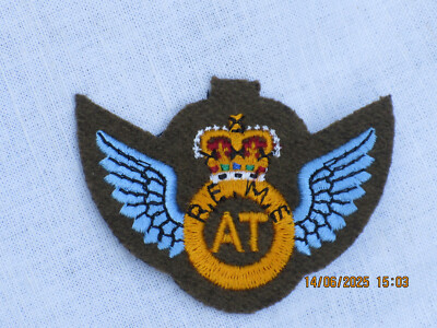 Air Technician REME,No.2 Dress Badge,AT & Schwinge,Royal Electrical & Mechanical