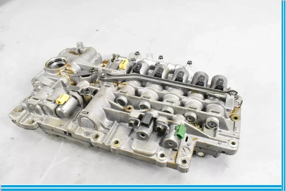 11-18 Porsche Cayenne 958 Transmission Valve Body Mechatronic OEM - Image 2 of 4