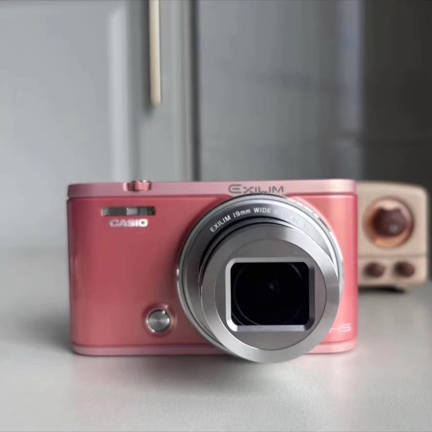 Casio ZR 5500 Digital Camera 12.10MP, 5x Optical Zoom Wi-Fi image