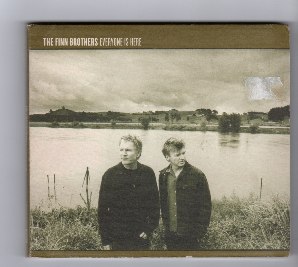 (HW782) The Finn Brothers, Everyone Is Here - 2004 CD