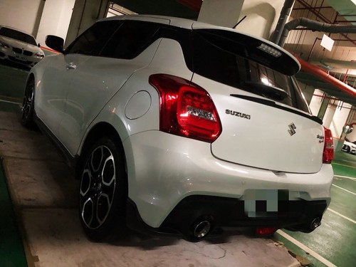 Matte Black V type middle trunk spoiler for Suzuki 18-22 Swift 4th hatchback - Picture 5 of 6