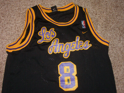 NIKE LA Los Angeles Lakers Kobe Bryant #8 SIze XL 61 +2 Throwback