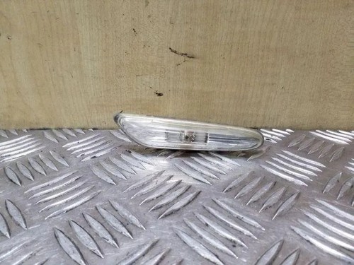 BMW 3 Touring E91 Kotflügelblinker vorne links 6932998 2.0 Diesel 130kw 26089028