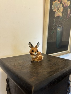 Goebel Porzellan Hase Osterhase Porzellanfigur Osterdeko Handarbeit 9cm