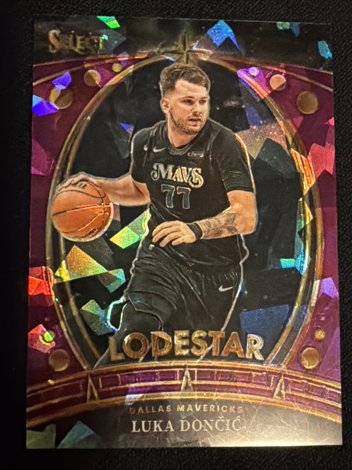 2023-24 PANINI SELECT LODESTAR PURPLE CRACKED ICE #7 LUKA DONCIC /75