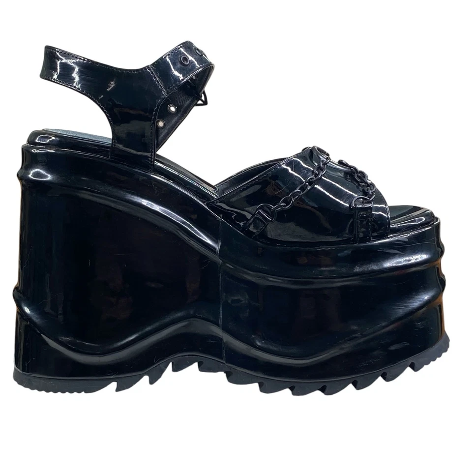 Demonia Women’s Wave 09 Heart Charm Black Platform Sandal Size US 10 - Image 4 of 4