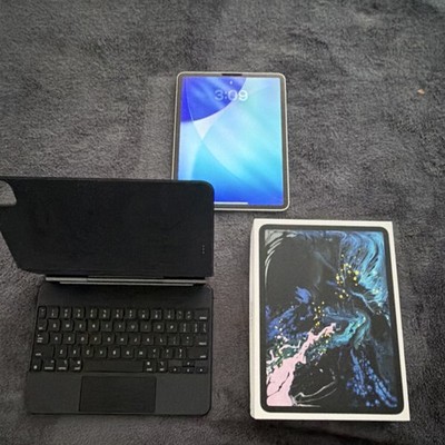 Apple iPad Pro 3rd Gen W/ Magic Keyboard bundle! | eBay