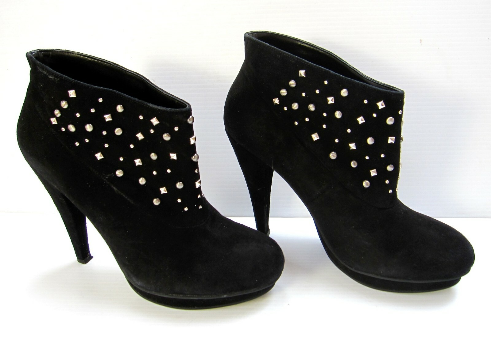 BCBGeneration Upper Leather Booties Platform Size… - image 1