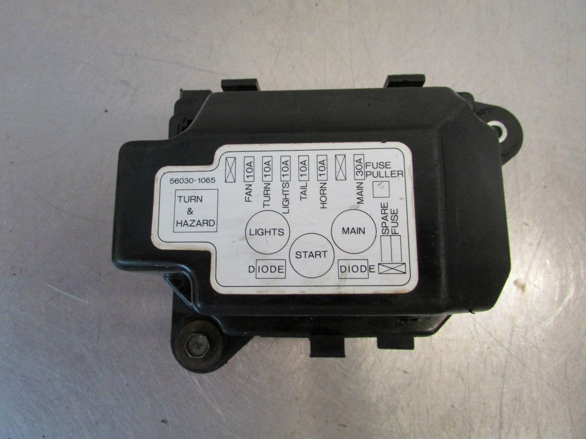 B175 G KAWASAKI NINJA 1000 A ZX - 10 1986 OEM FUSE BOX | eBay