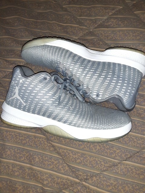 jordan b fly cool grey