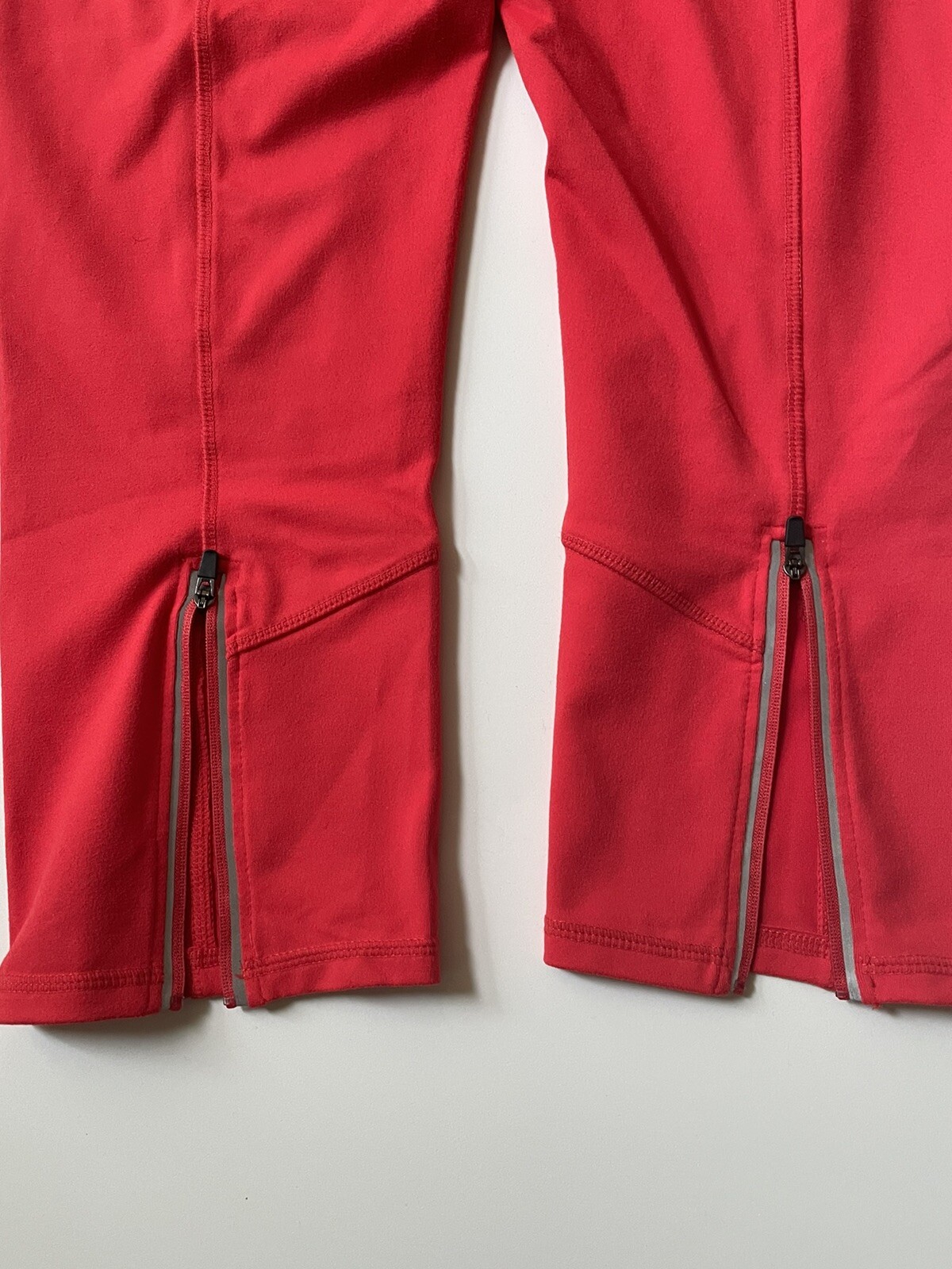 FABLETICS Size Large High Waisted Cropped Legging… - image 9