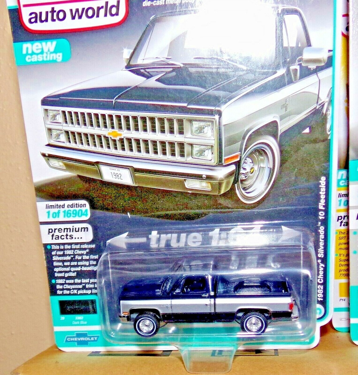 AUTO WORLD MUSCLE TRUCKS 1982 CHEVY SILVERADO 10 FLEETSIDE DARK