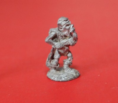 Warhammer - Pre Slotta - FTO 10 - Fantasy Stamm Ork - Krieger mit Xbow - 1982 #B