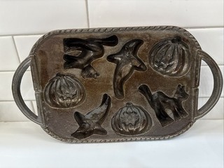 Halloween Holiday Cast Iron Pan Cookie Mold Corbread Cat Ghost Pumpkin Vintage