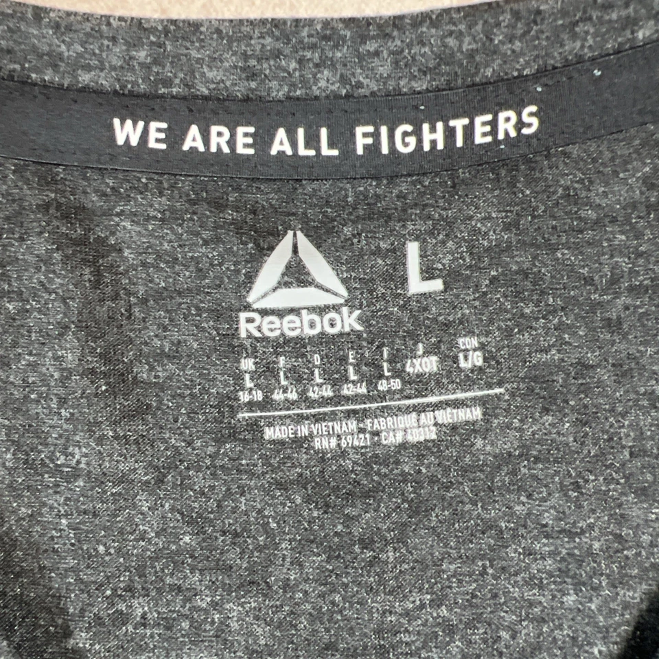 UFC Women’s large Ultimate Fighter Reebox T Shirt Black And Gold - Image 4 of 4