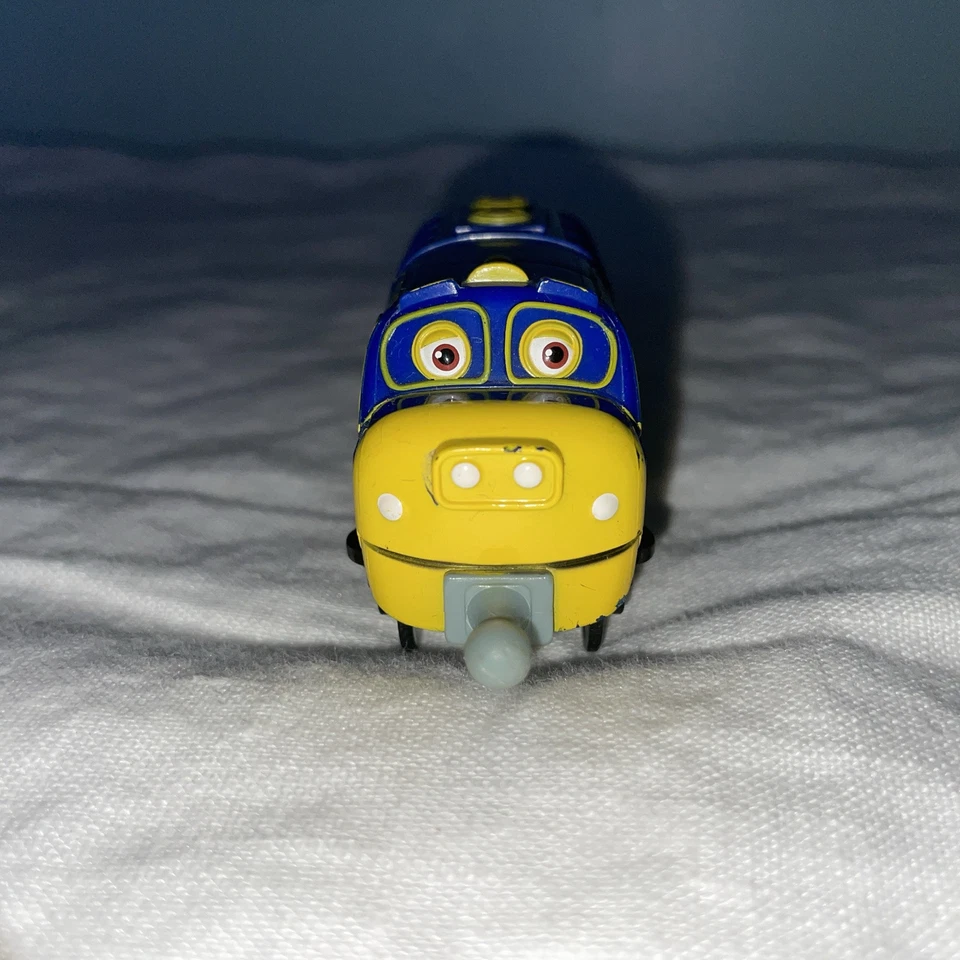 Tren de plástico Chuggington TOMY Trackmaster Plarail Brewster azul amarillo Foto 2 de 4