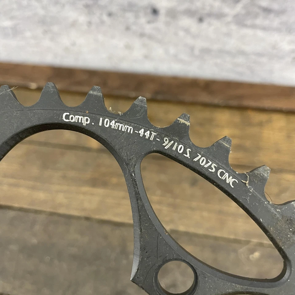 Plato Stronglight CT2 44T 104mm BCD 9/10 Velocidad 7075 CNC Cerámica Teflón 4 Brazos Foto 4 de 4