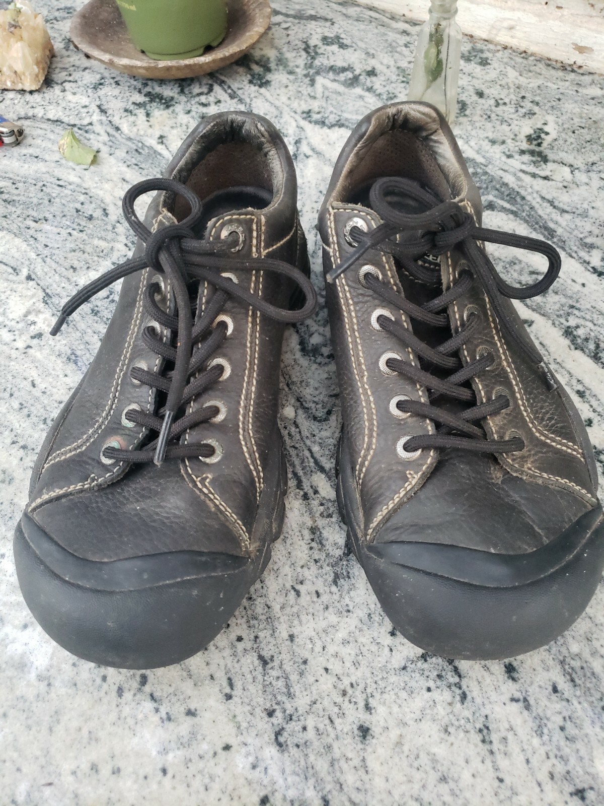 Scarpe da trekking casual da donna Keen Briggs in pelle taglia 8 usate in ottime condizioni