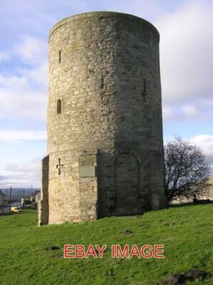 FOTO WRIGHT'S OBSERVATORY / FOLLY: WESTERTON DER TURM IST EINE KREISFÖRMIGE STRUKTUR
