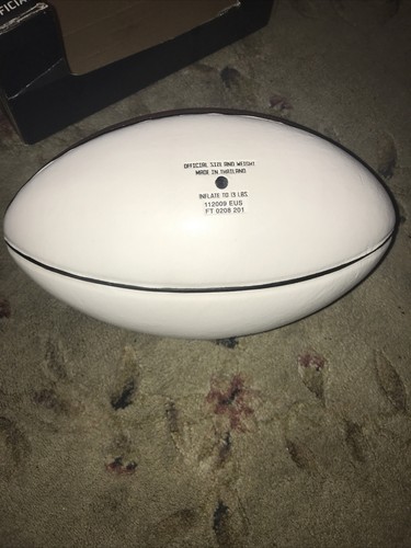 JAKE LOCKER AUTOGRAPHED SIGNED NFL Full Size AUTOGRAPH FOOTBALL TITANS - Picture 4 of 5