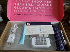 DERMAFLASH LUXE Device Exfoliating Hair Removal Light Green NIB