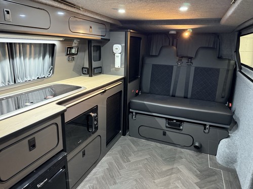Ford custom 4 Birth campervan - Picture 7 of 23