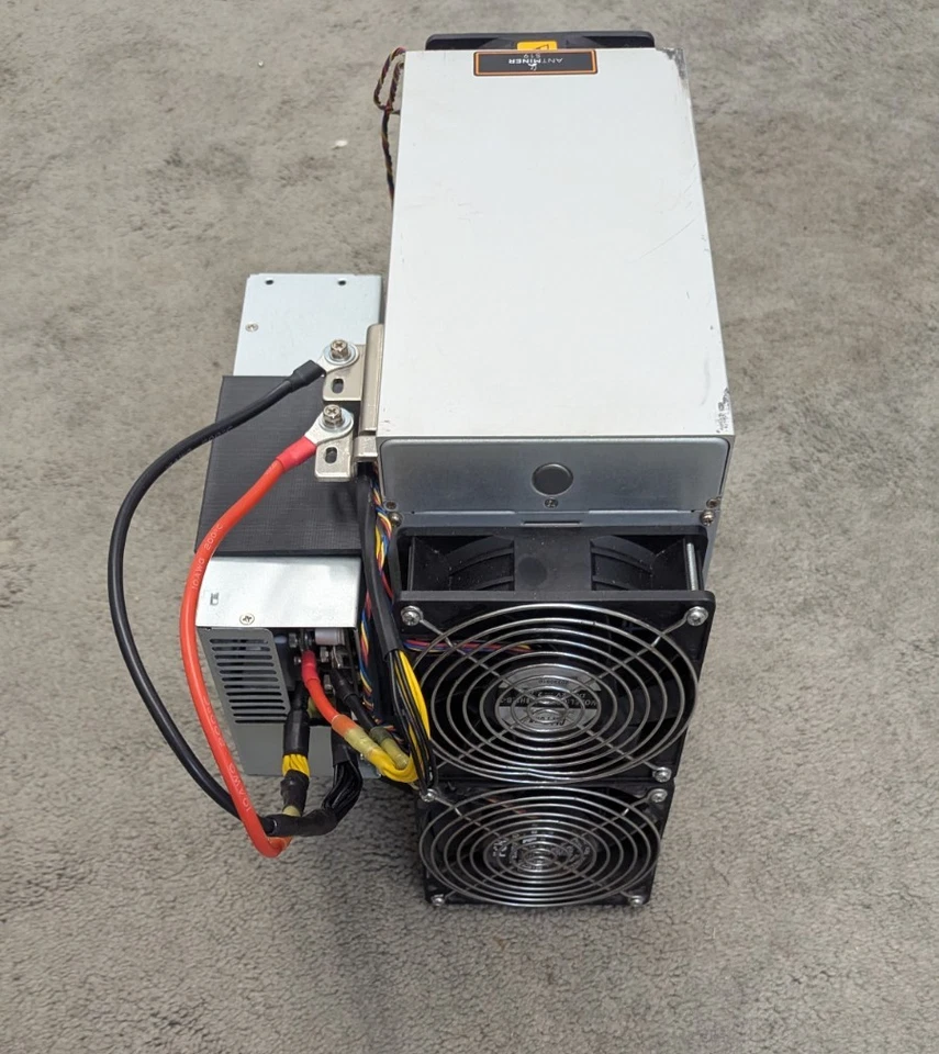 Antminer S19 95TH * Loki Rig * 42TH 1000W ± 5% Plug-&-Play 110v - LuxOS Bitcoin! - Image 3 of 4